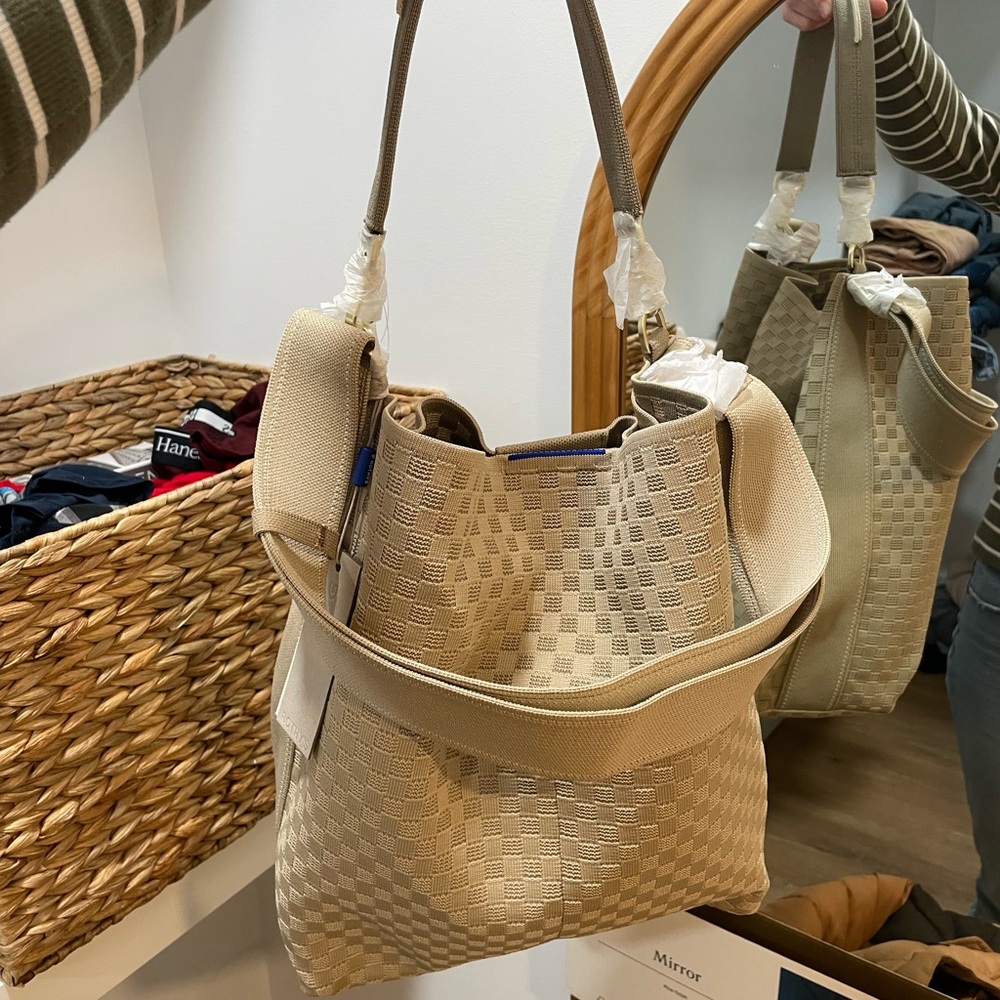 Rothy’s bucket bag new with tags